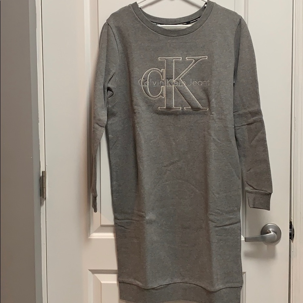 NEW CALVIN KLEIN monogram longline sweatshirt
